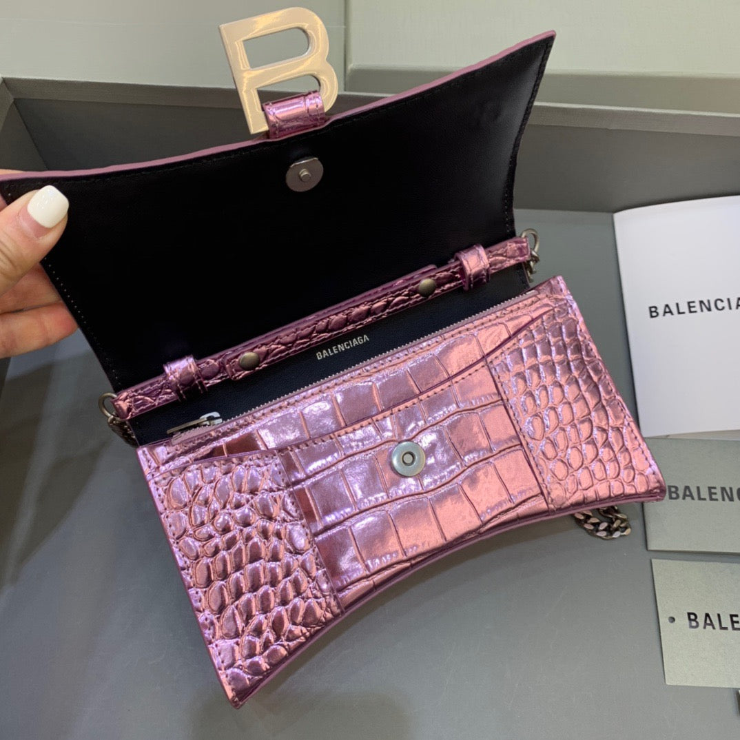 BLN-Ciaga Hourglass Wallet On Chain in Pink, For Women,  Bags 7.6in/19LO