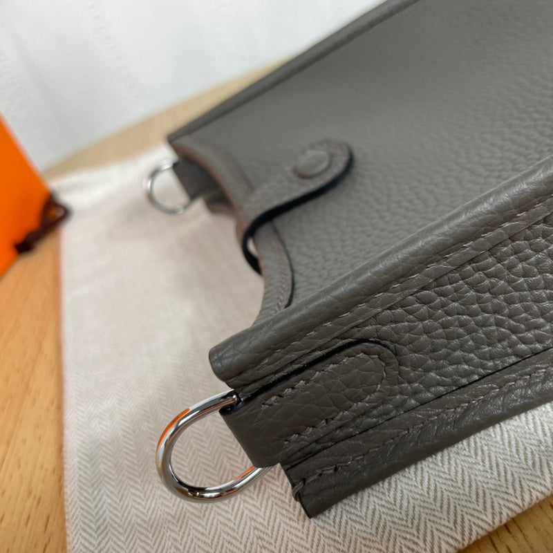 LO - HMS Luxury Bags - 939