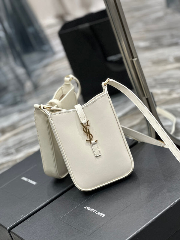 BB - YSL Bag - 4000