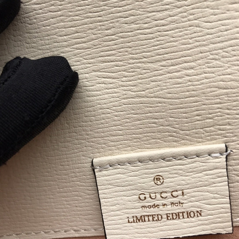LO - GCC Bags - 6369