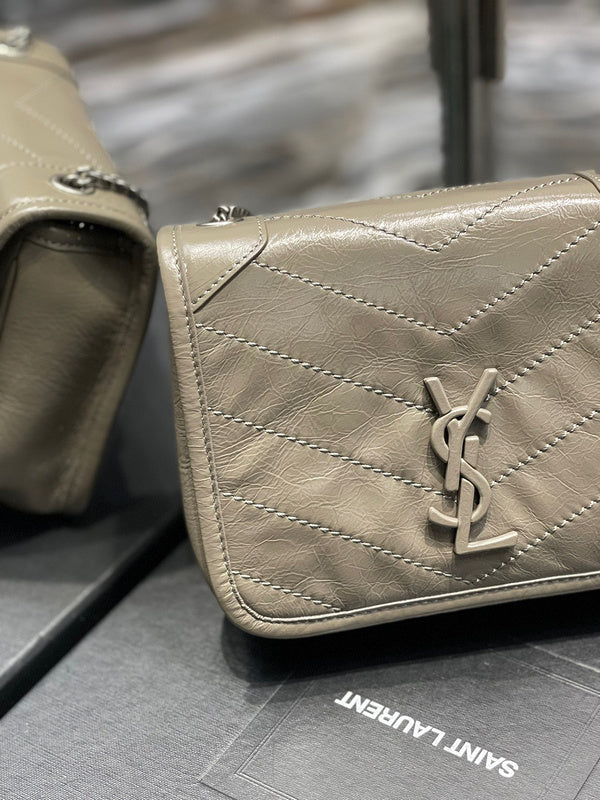 BB - YSL Bag - 3950