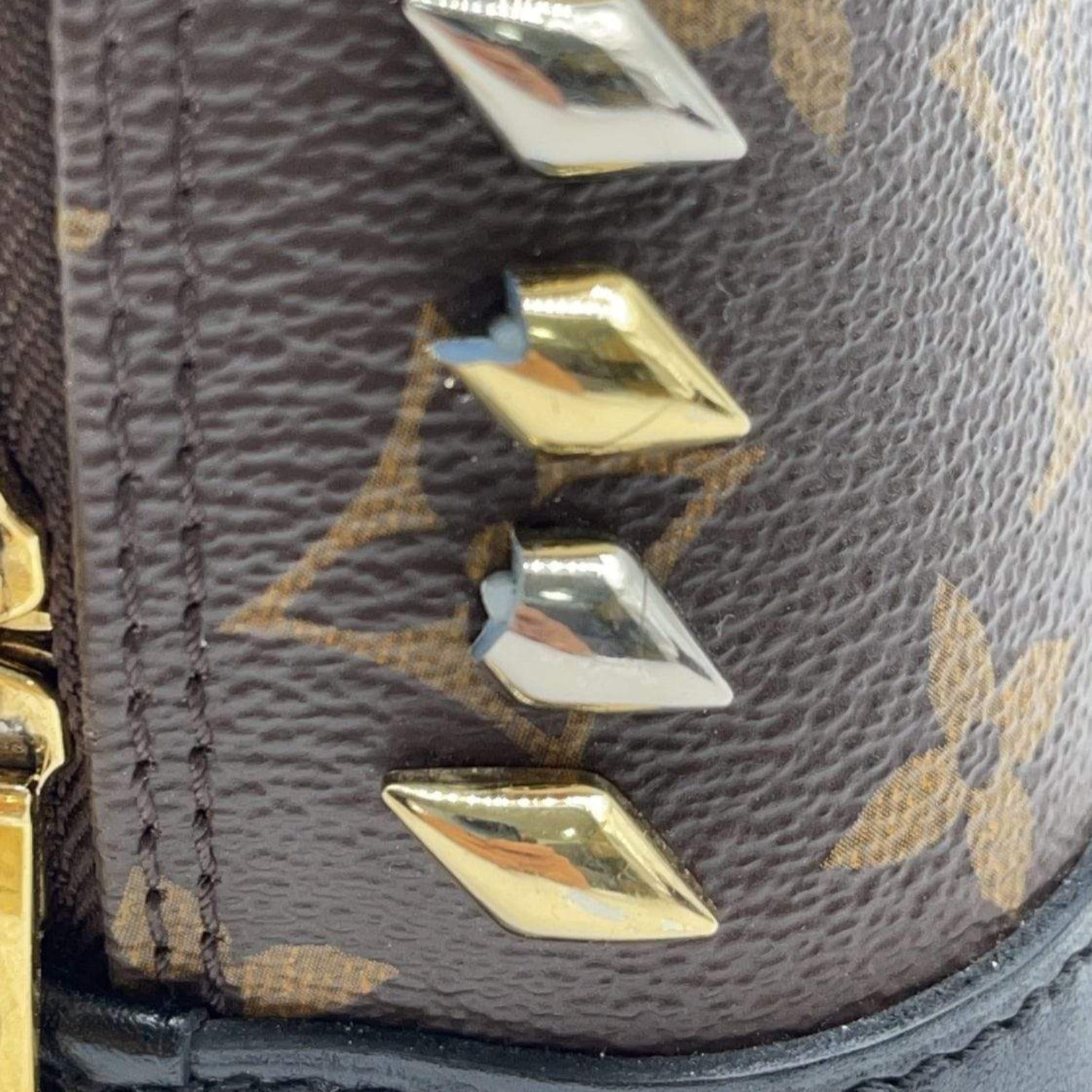 LO-LV bags 14938