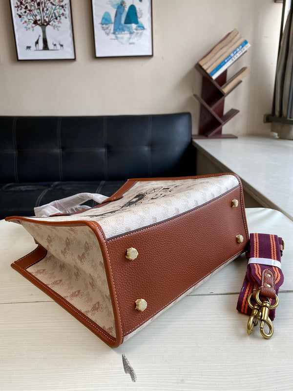 LO - CCH Bags - 466
