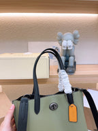 LO - CCH Bags - 094
