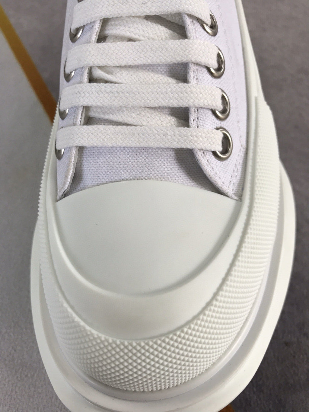 Alex - McQueen Tread Slick Lace Up Cotton White For Men 604257W4MV29000