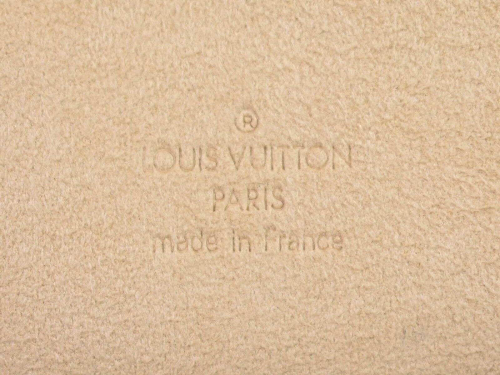 LO-LV bags 887
