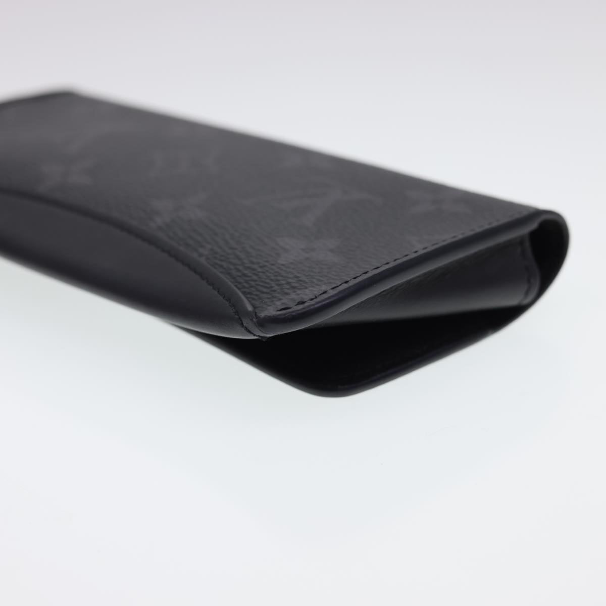 LO-LV bags 2233