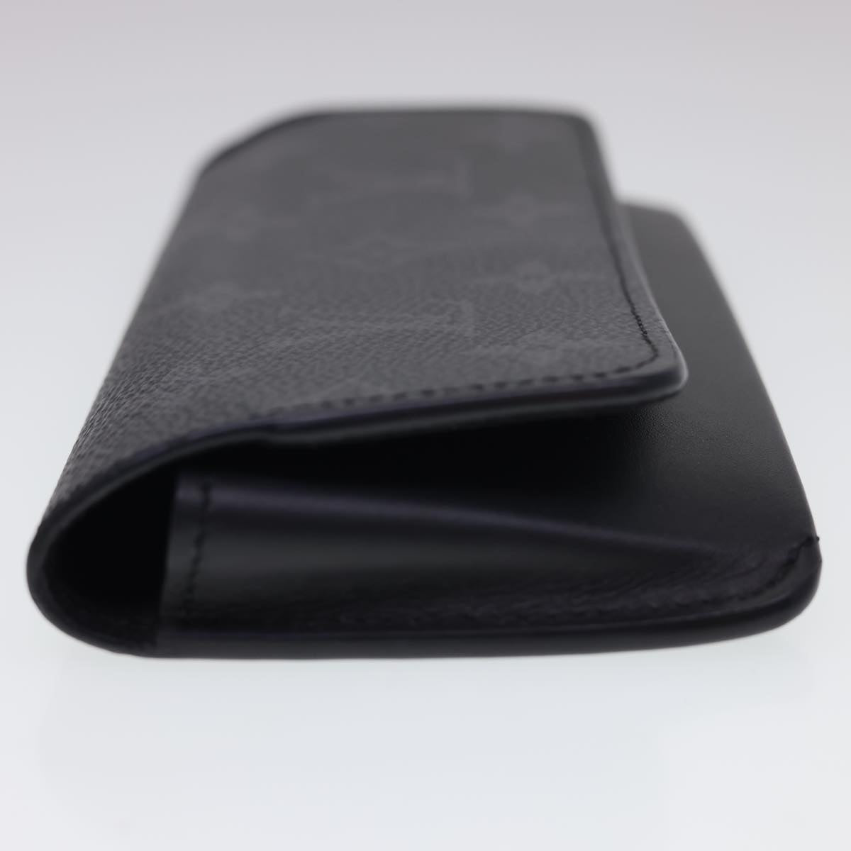 LO-LV bags 2233