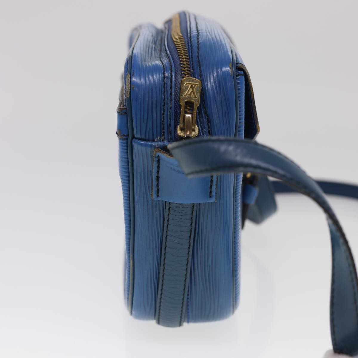 LO-LV bags 2538