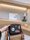 LO - CCH Bags - 394