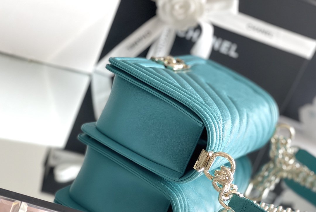 CHL - Medium Boy Handbag Blue For Women 9.8in/25LO A67086