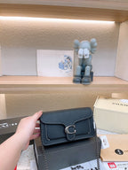 LO - CCH Bags - 036
