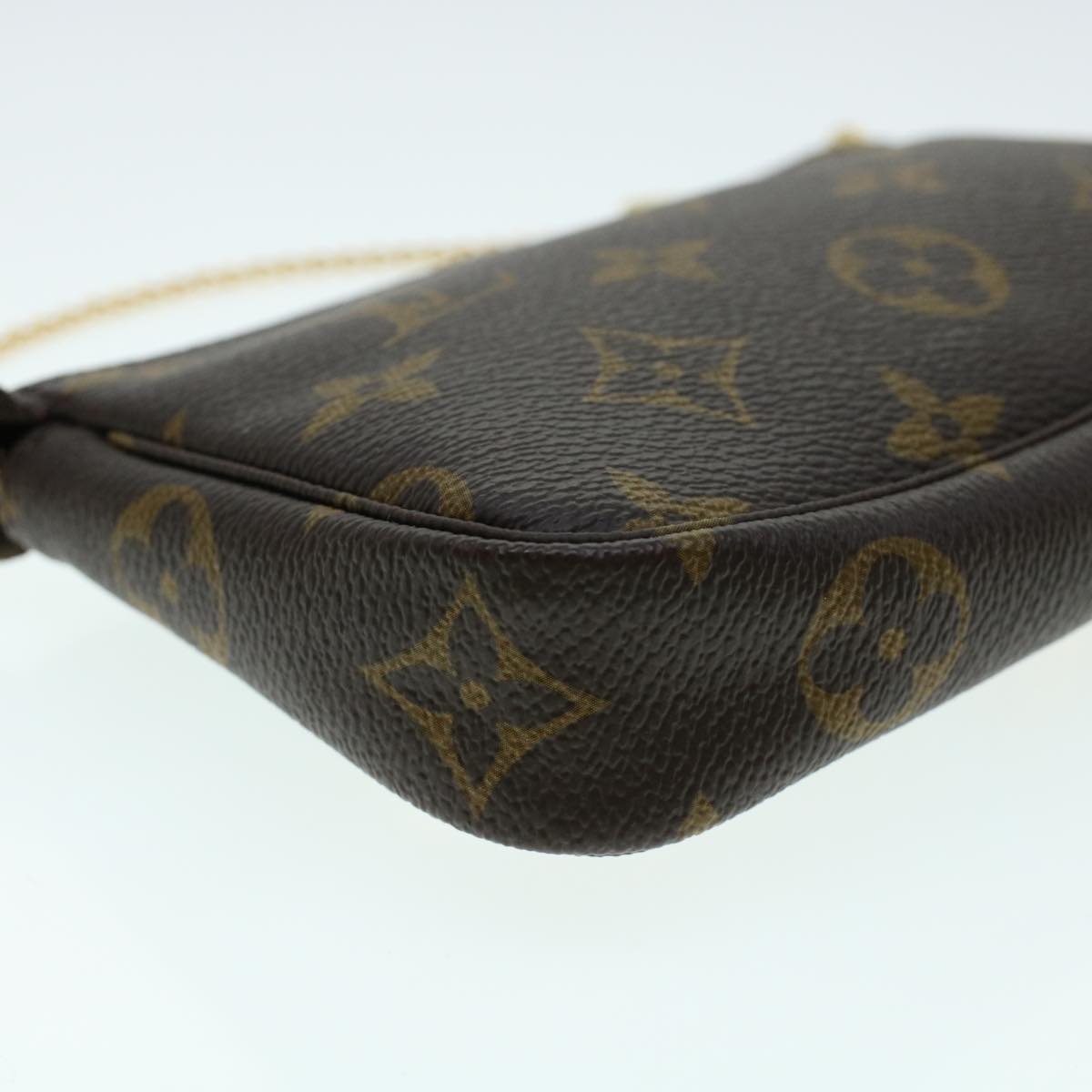 LO-LV bags 2888
