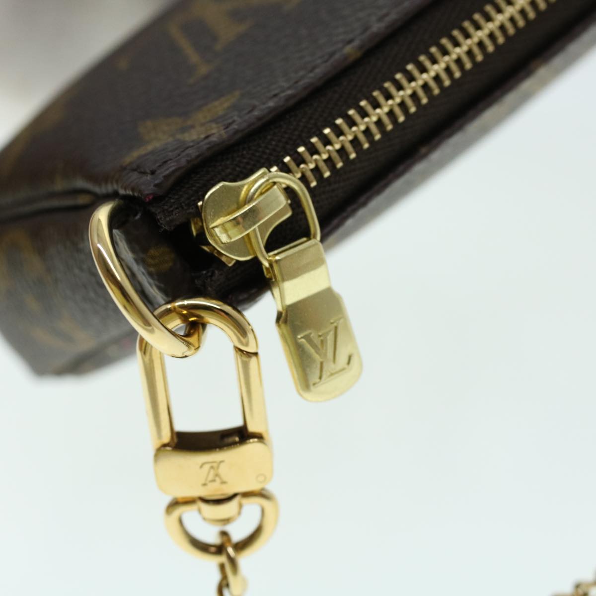 LO-LV bags 2888