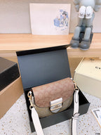 LO - CCH Bags - 006