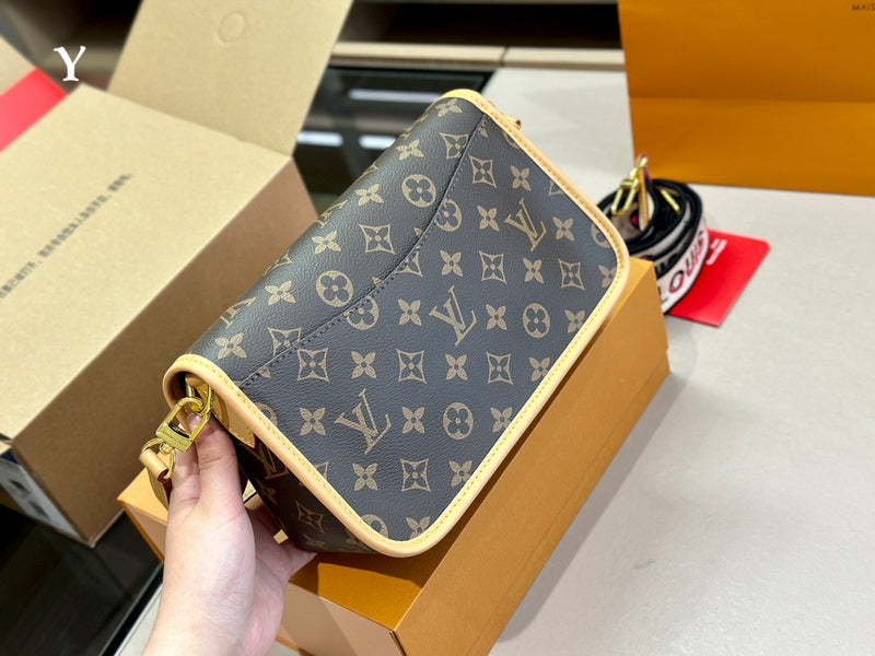 LO - LV Bags - 15093