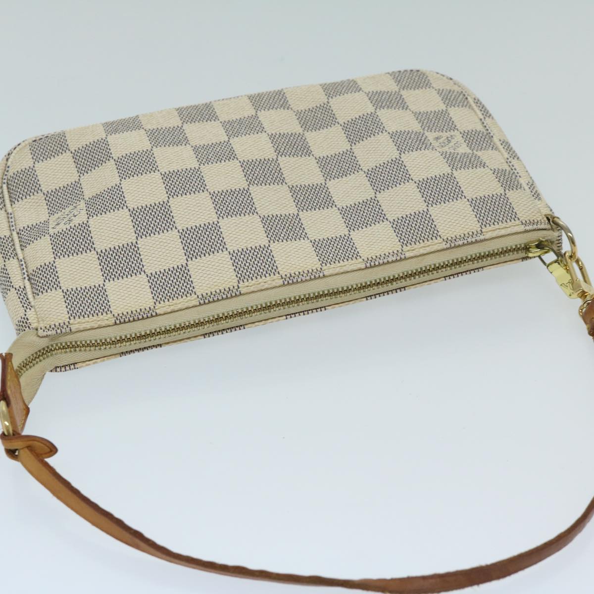 LO-LV bags 882