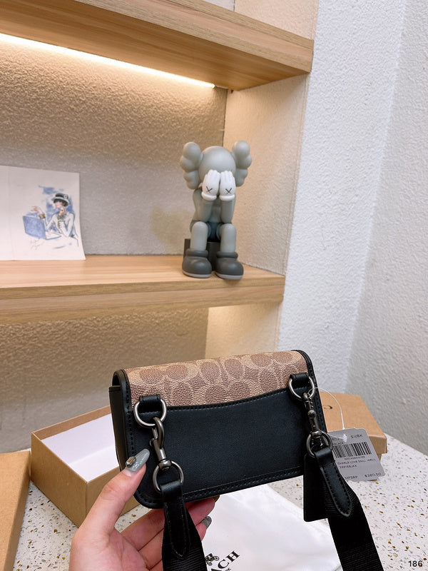 LO - CCH Bags - 375