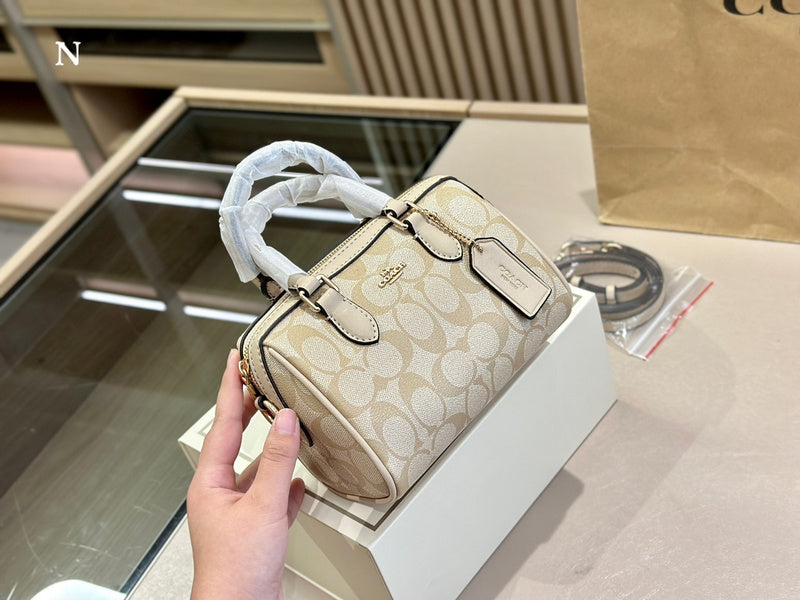 LO - CCH Bags - 077