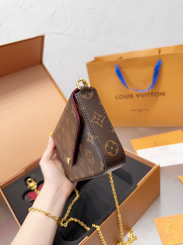 LO - LV Bags - 15022