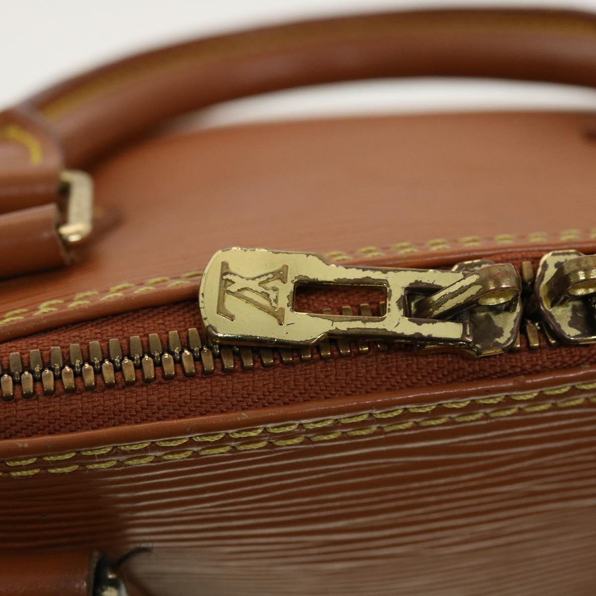 LO-LV bags 2369