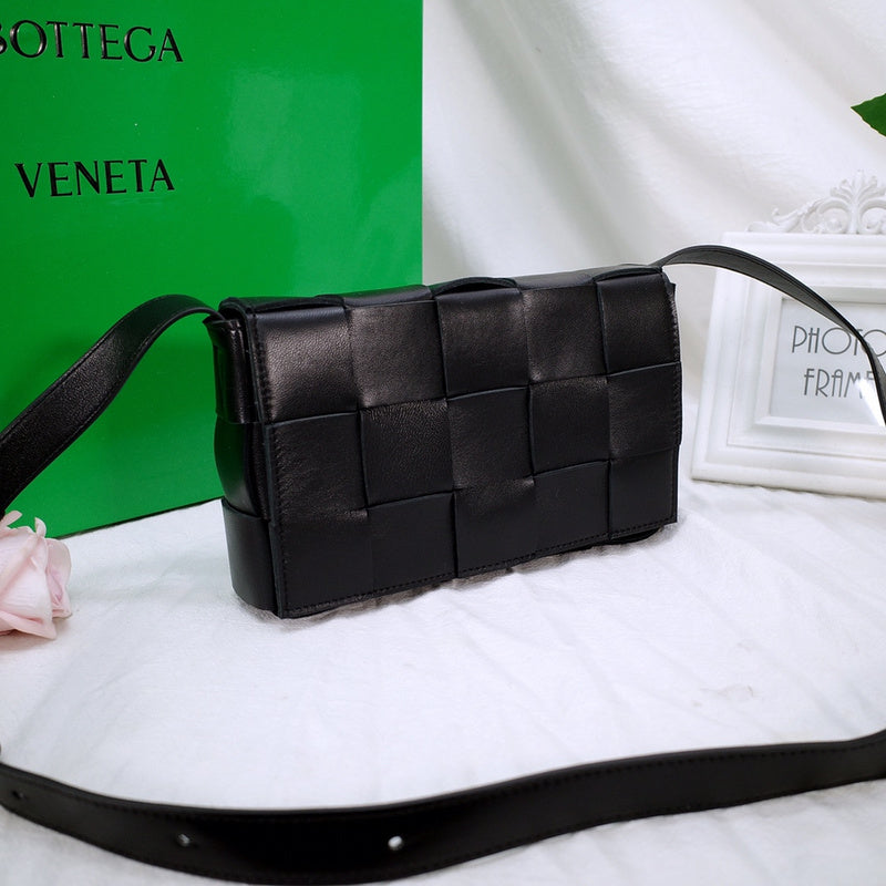 LO - BV Bags - 132