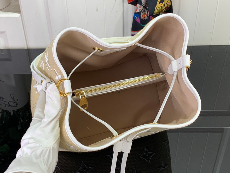 LO - LV Bags - 15241