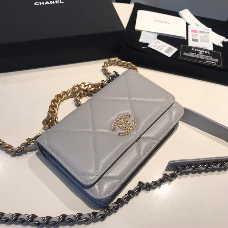 LO - CHL  BAGS FOR WOMEN - FASHION LUXURY BAGS - 944