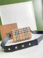 LO - B-BERRY BAGS - 374