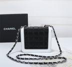 CHL -  19 Handbag 7in/18LO Black/White For Women