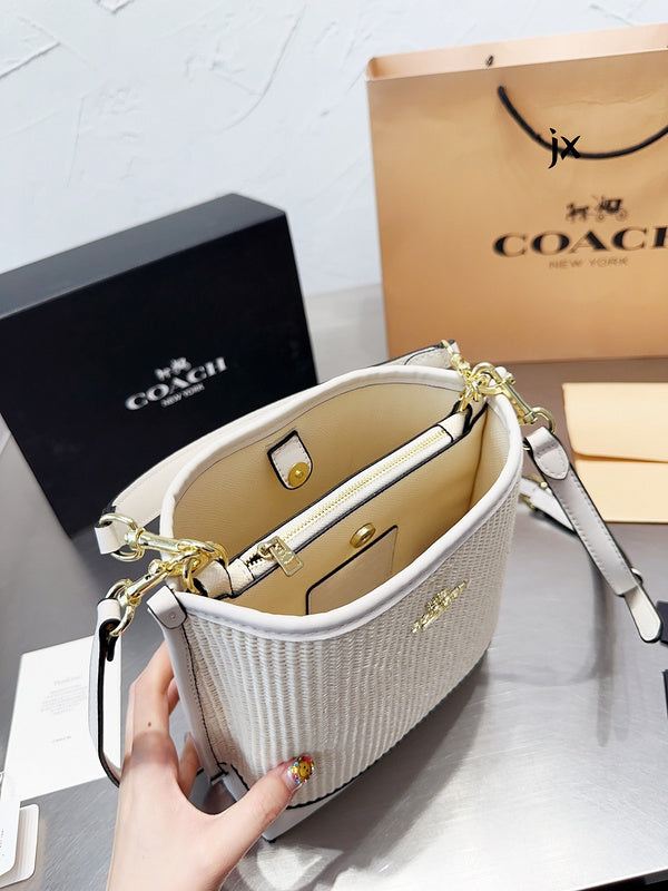 LO - CCH Bags - 023