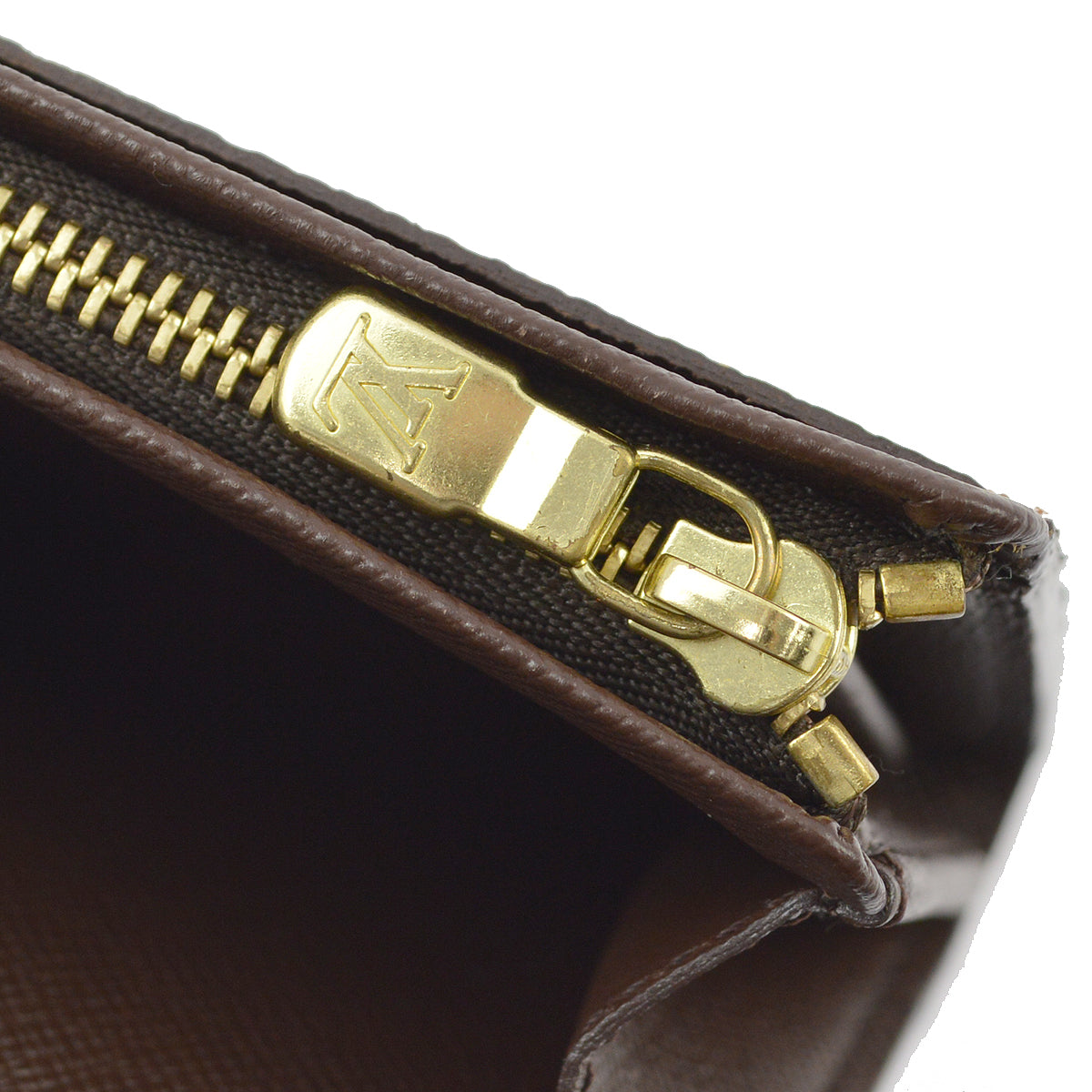 LO-LV bags 1839