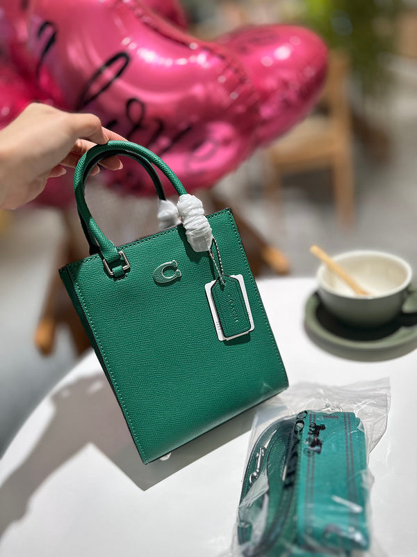 LO - CCH Bags - 170