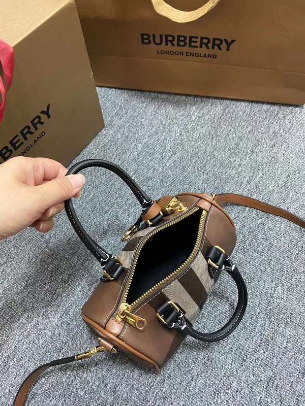 LO - B-BERRY BAGS - 003