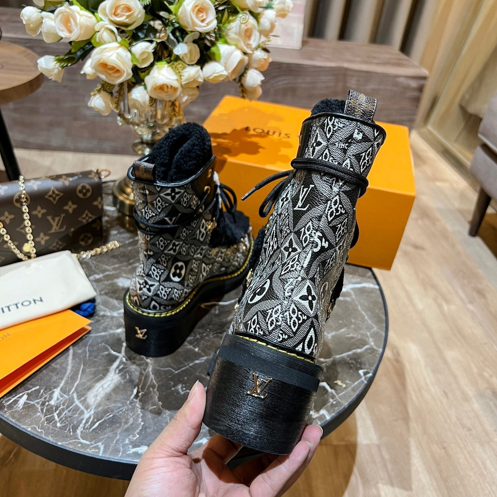 LO-LV bags 3447