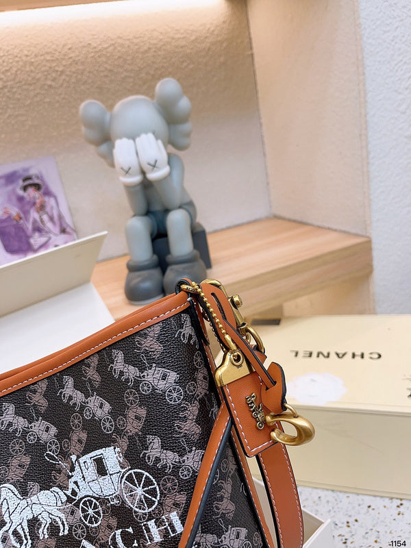 LO - CCH Bags - 178