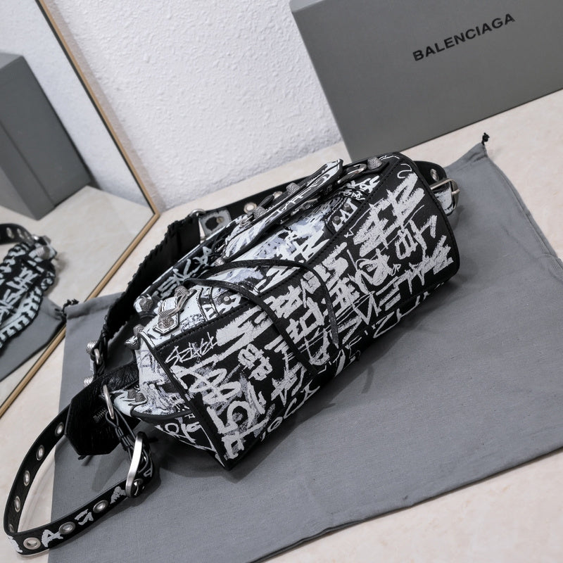LO BAGS - BGA BAGS - 335