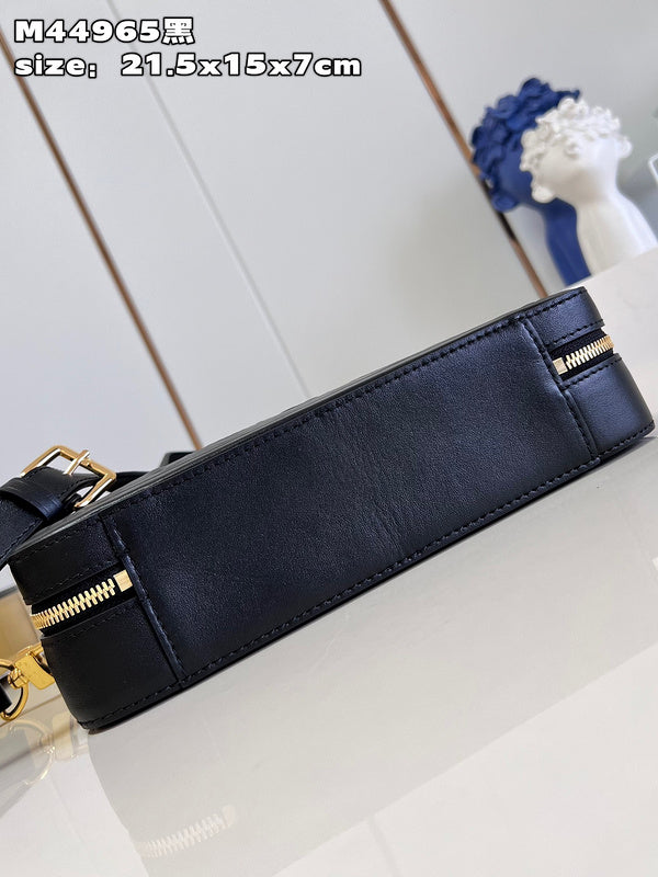 LO - LV Bags - 15476