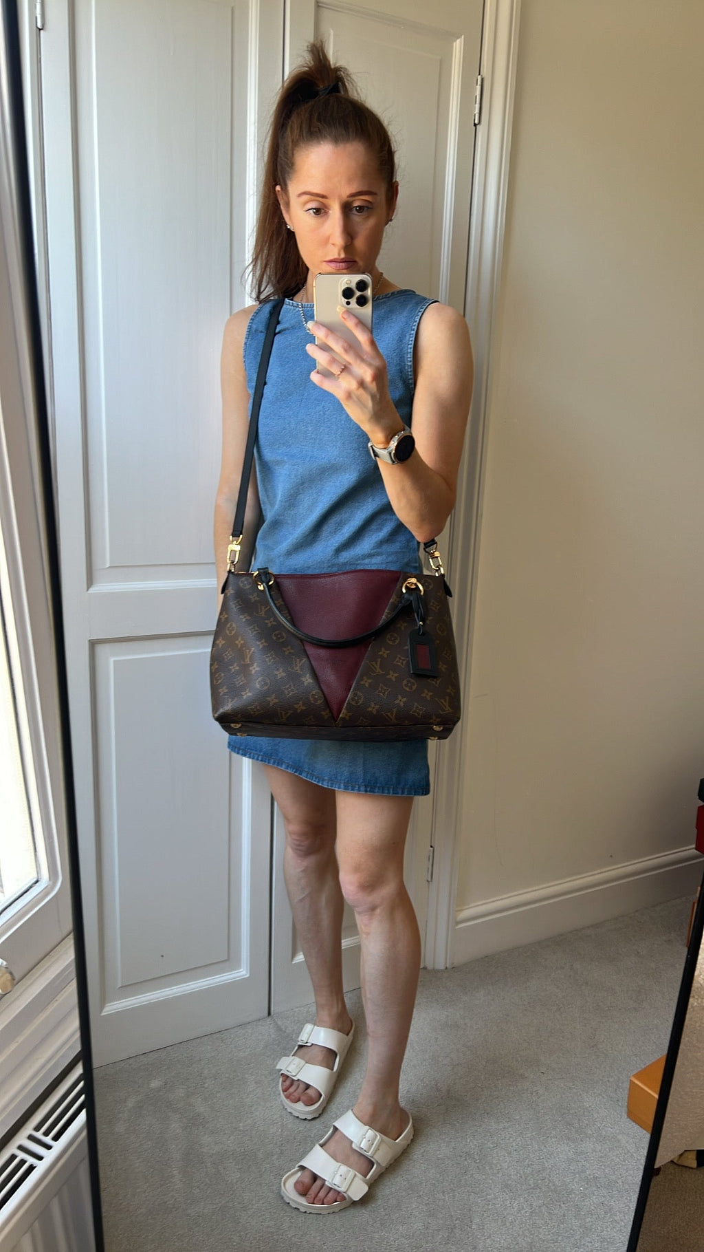 V Tote MM