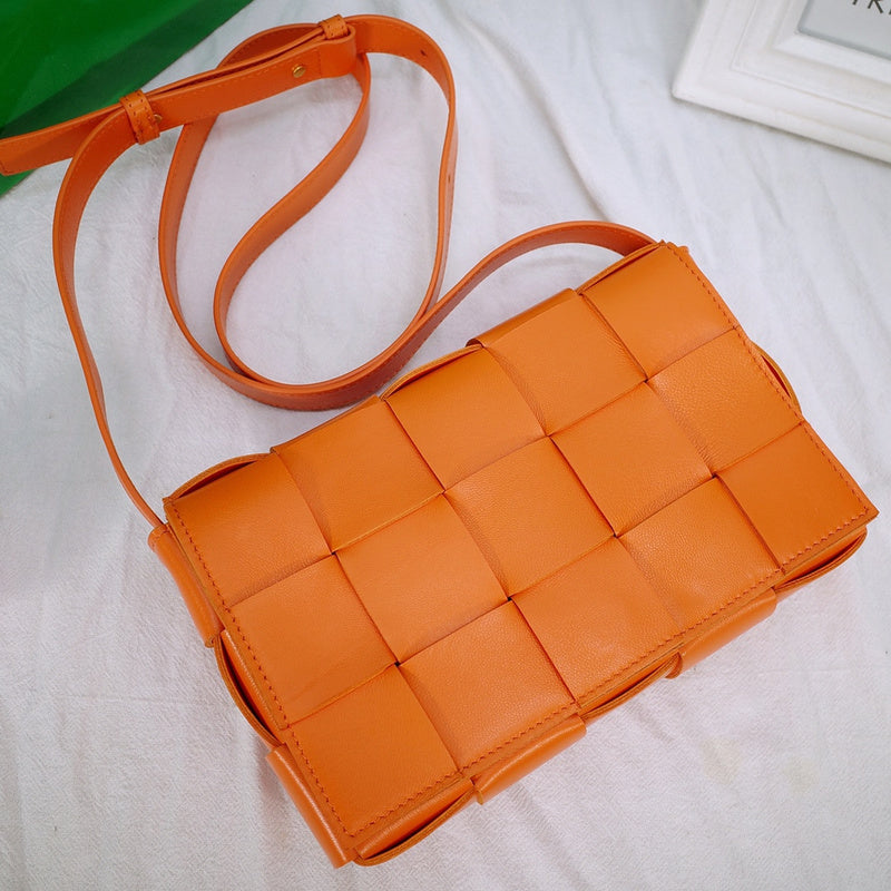 B-VENETA STYLISH HANBAGS FOR WOMEN - - 122