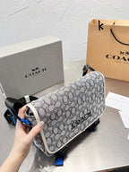 LO - CCH Bags - 438