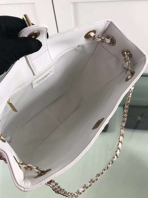 LO - CHL  BAGS FOR WOMEN - FASHION LUXURY BAGS - 750