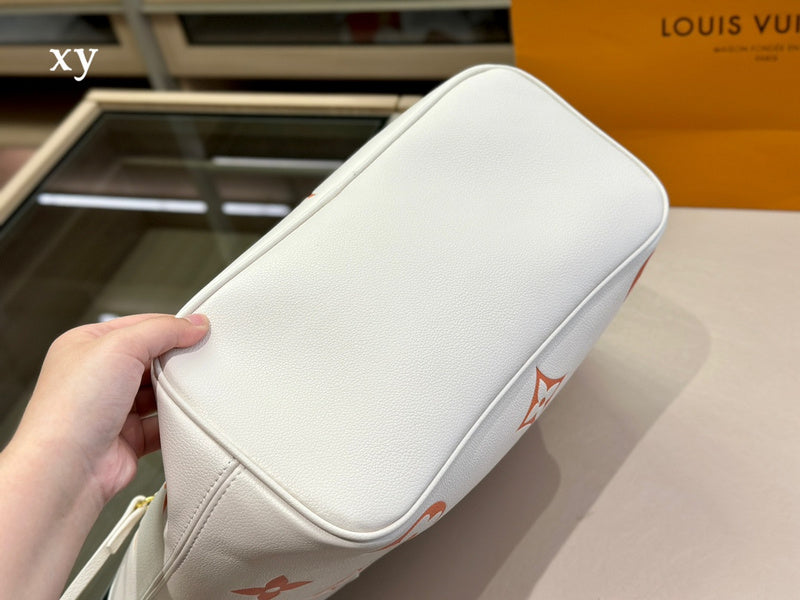 LO - LV Bags - 15052