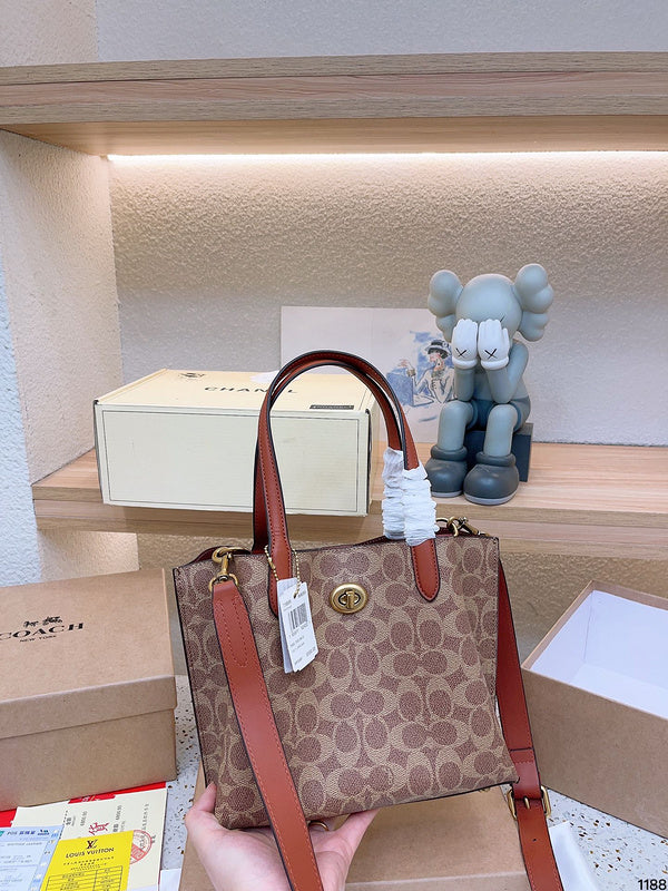 LO - CCH Bags - 093