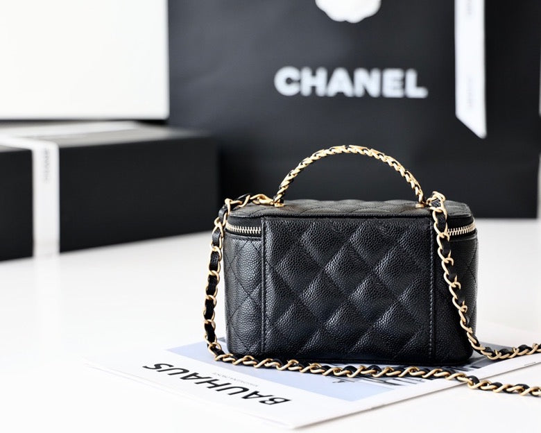 CHL - Small Vanity Case Black For Women 6.7in/17LO AS3171