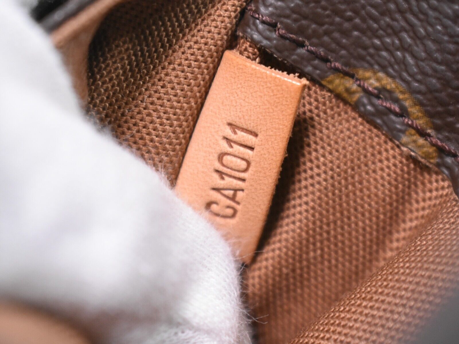 LO-LV bags 761