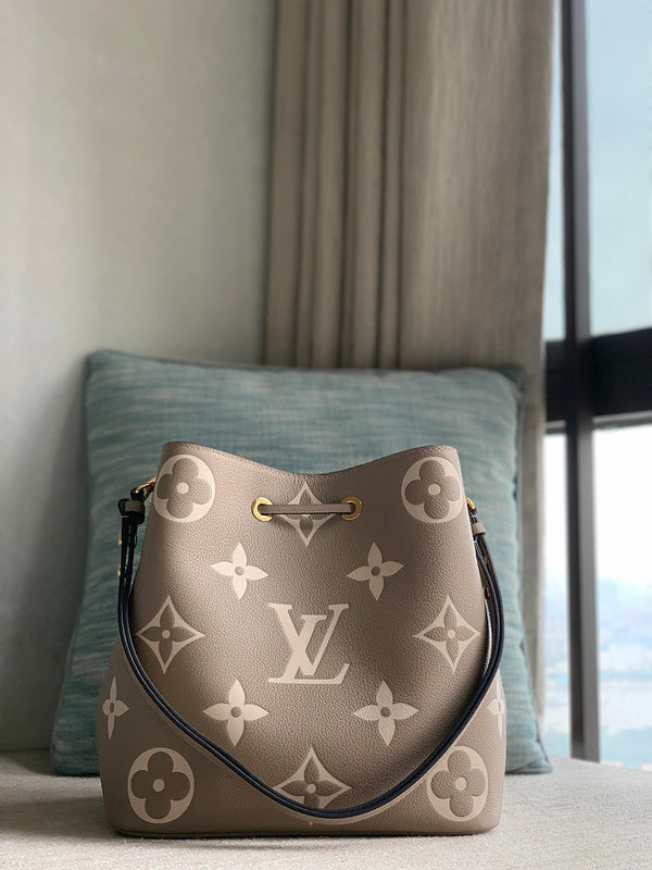 LO - LV Bags - 16165