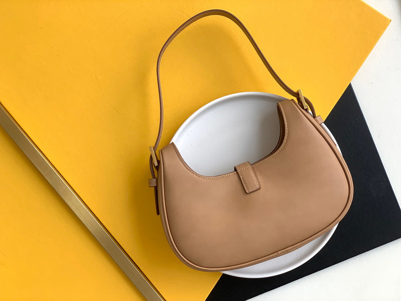 BB - YSL Bag - 4174