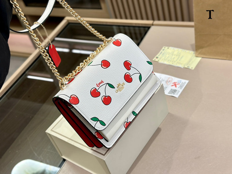 LO - CCH Bags - 033