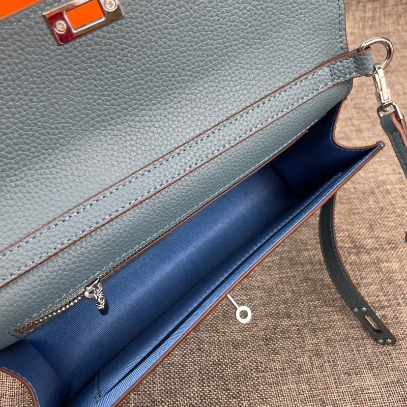 Lusso Official -  HERMS BAGS FOR WOMEN - 235